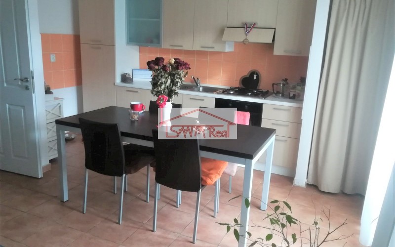 NA PREDAJ 2 IZBOVÝ BYT V LEVICIACH