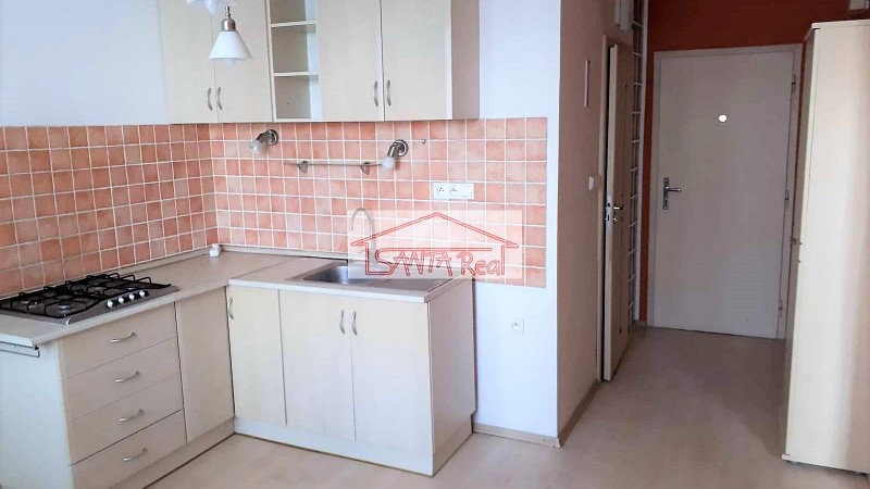 1 Izbový byt po rekonštrukcii, Levice