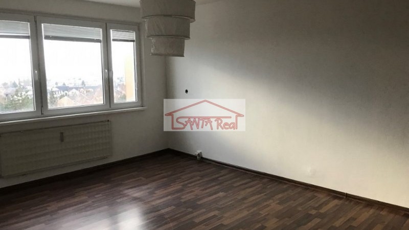 Ponúkame na predaj 2 izbový byt na Vinohradoch, prerobený