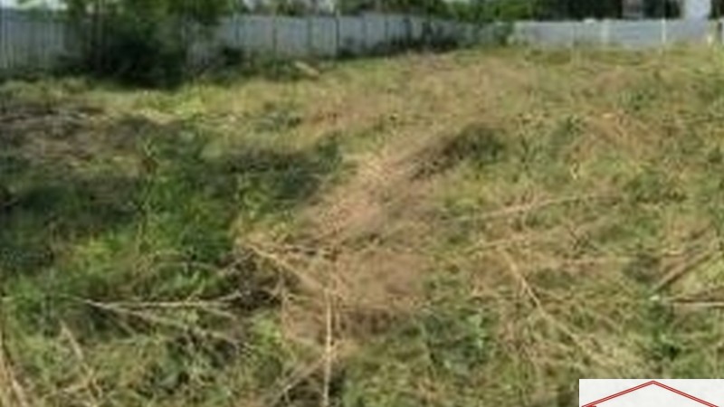 Na predaj pozemok v Hontianskej Vrbici