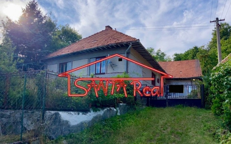 RODINNÝ DOM NA PREDAJ V OBCI UHLISKÁ